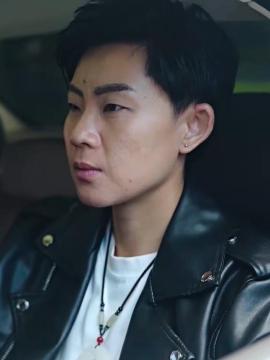 月照黎明韩潇月