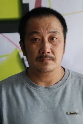 哈斯巴根