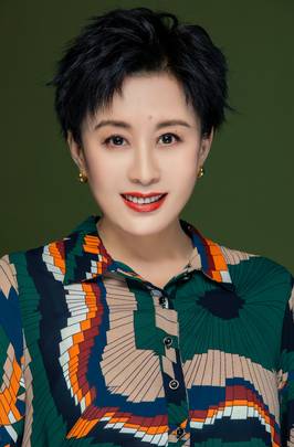 赵倩