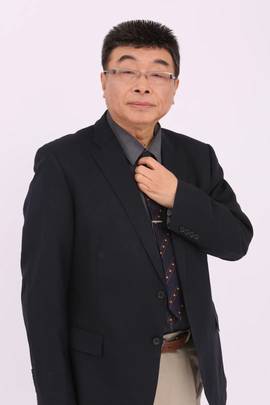 邱毅