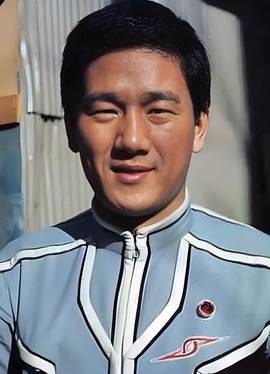 阿知波信介