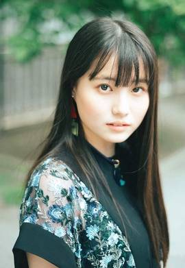 片田阳依