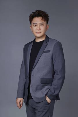 朱丹青