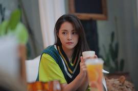 田蕾希