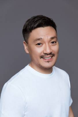 费振翔
