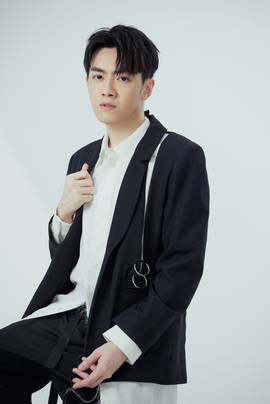 李友廷