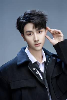 李亚云
