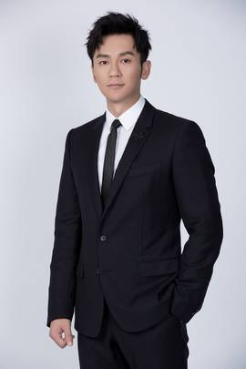 李晨