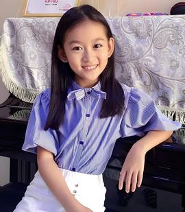 李晨语