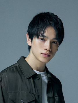 铃木康介