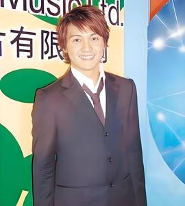 王嘉明