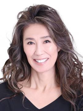 万田久子