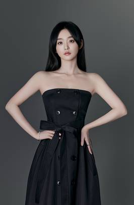 何泓姗