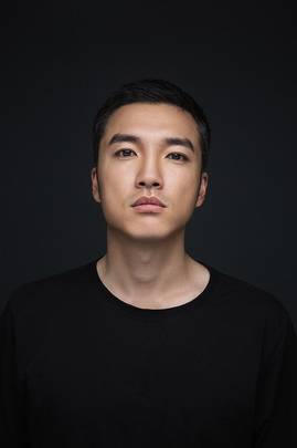 何李宁