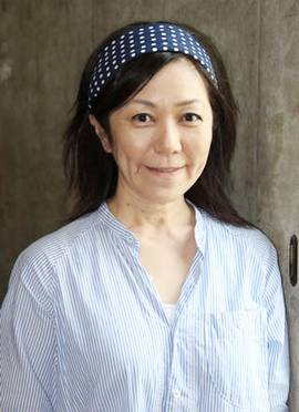 定冈小百合