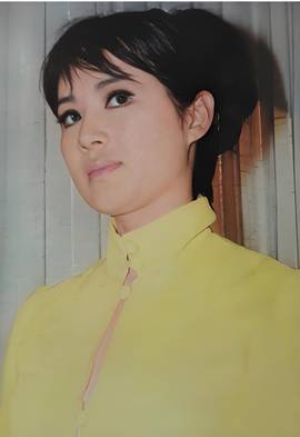 尤情