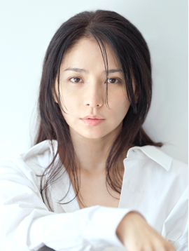 野波麻帆