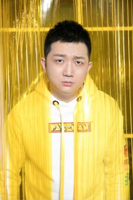 衣云鹤