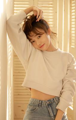 娄馨月