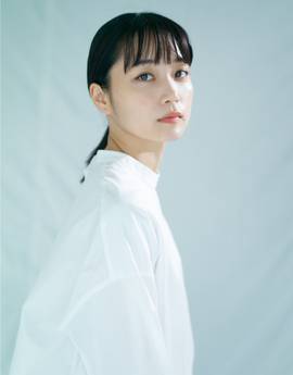 深川麻衣