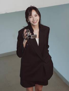 焦曼婷