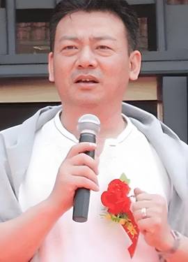王群