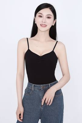 黄铄淇